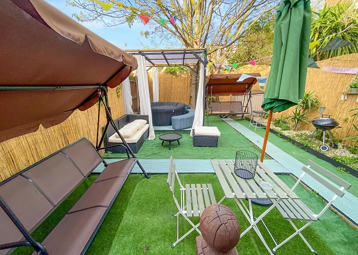 3Bed 2Bath With Garden Sauna & Hot Tub